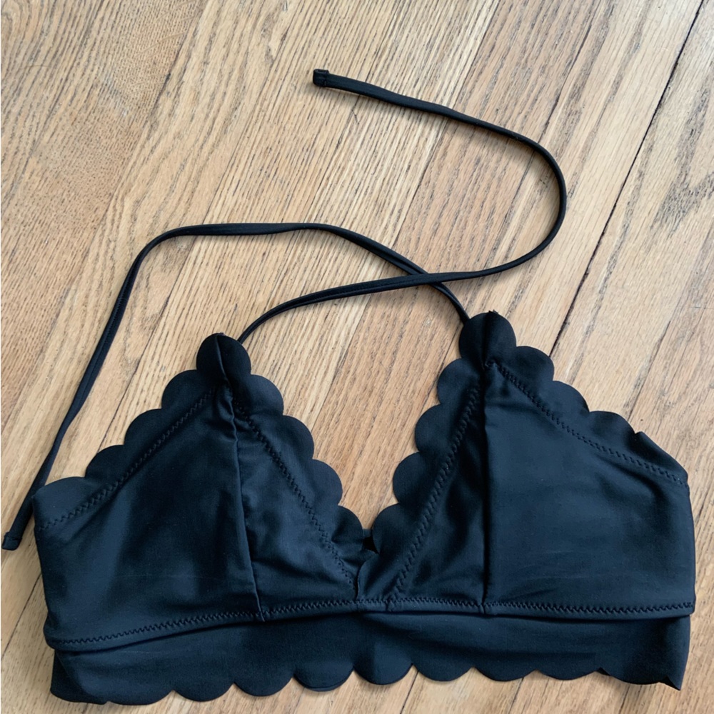 Scalloped Bikini Top Black Size Large